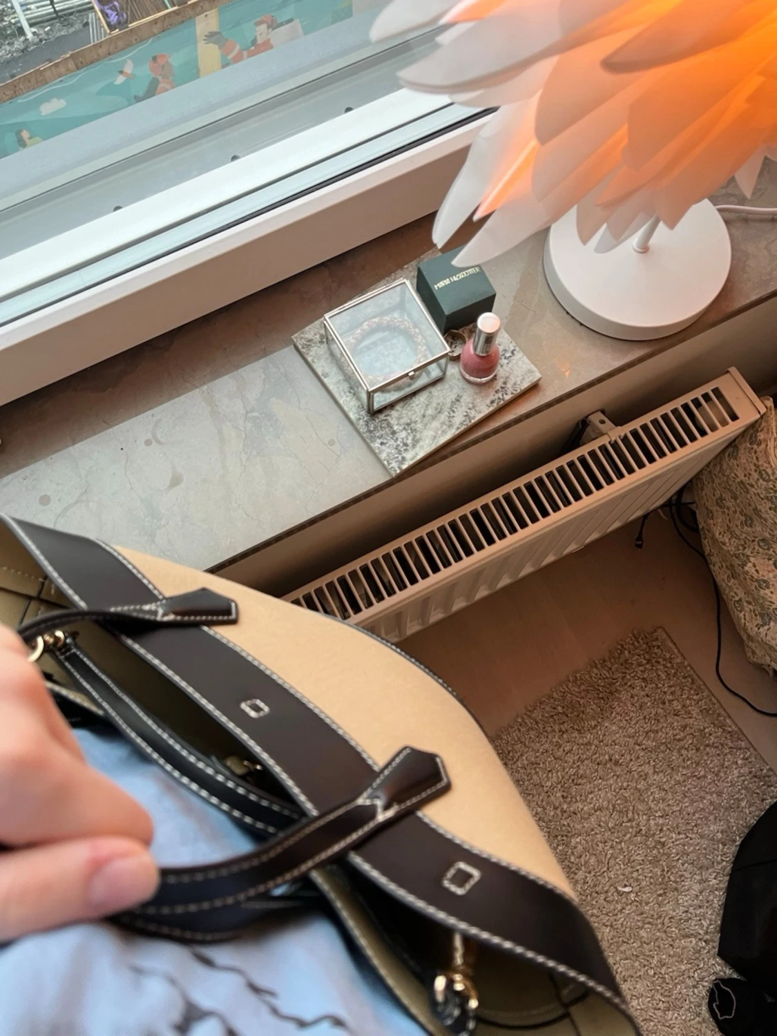 Beige och svart handväska från H&M - 1