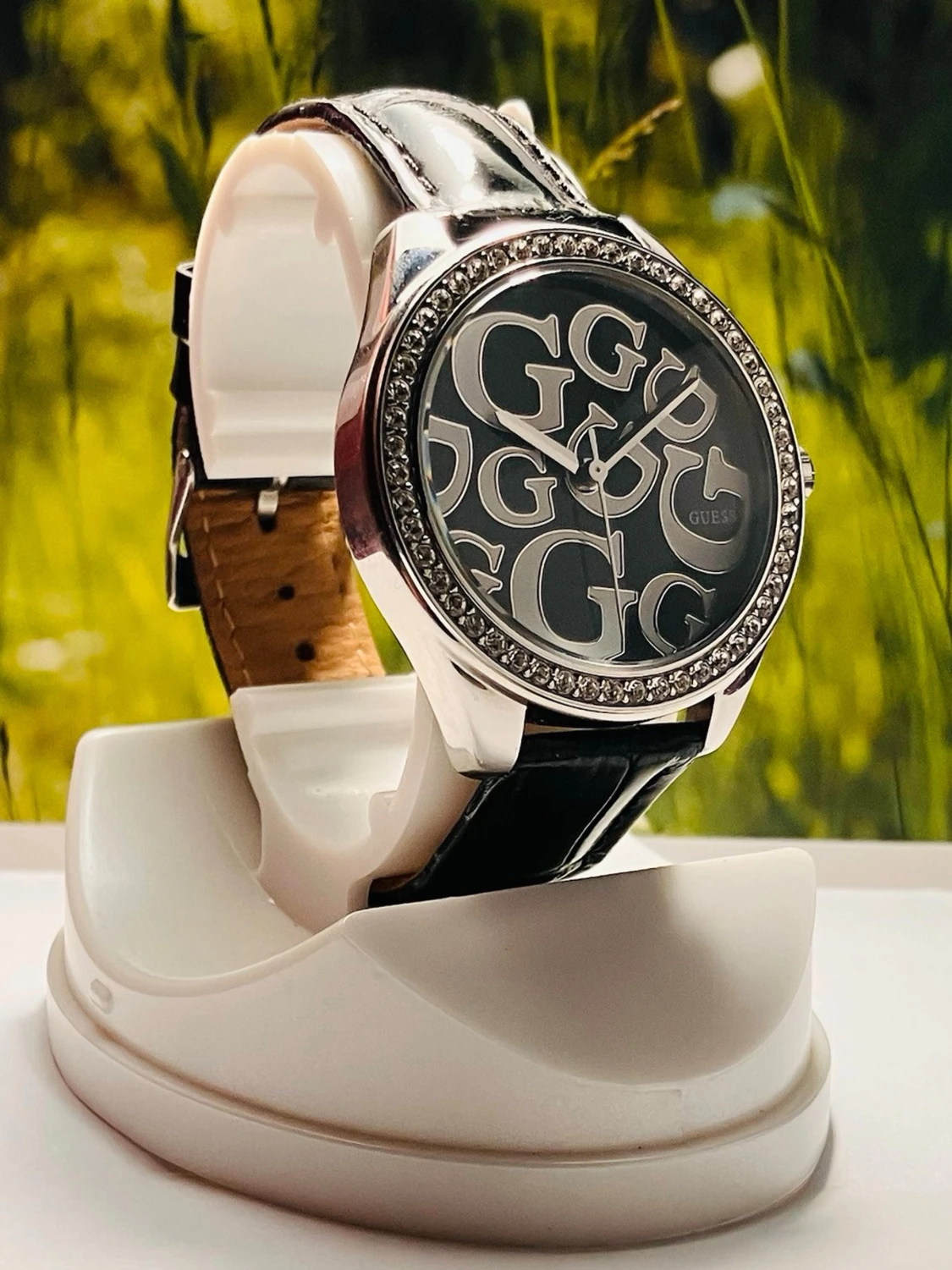 Snygg klocka från Guess - 5