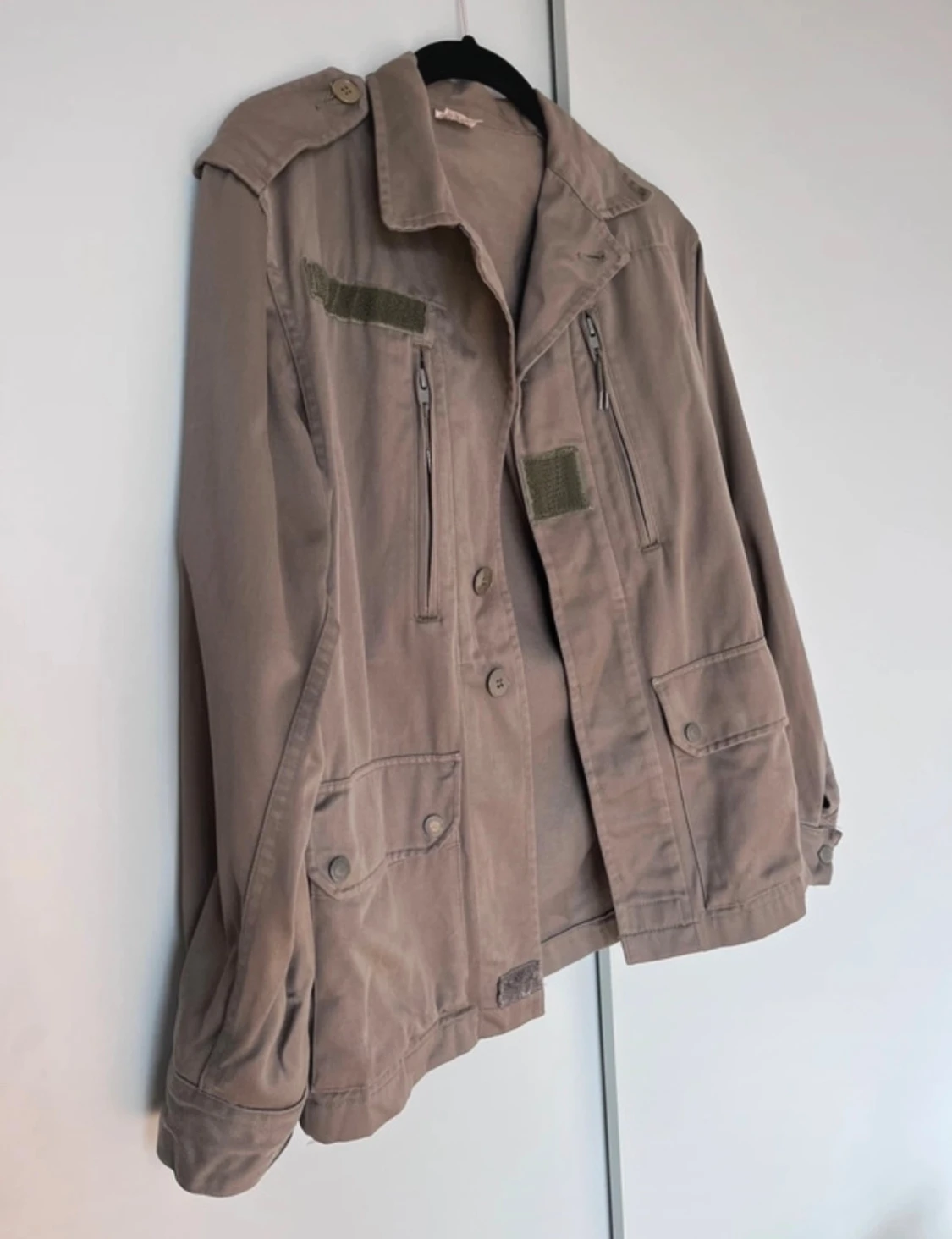 Grön utility jacka med fickor - 1