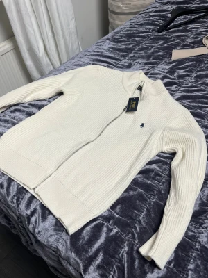 Stickad Ralph lauren kofta - Sprillans ny, väldigt fräsch och skön att använda