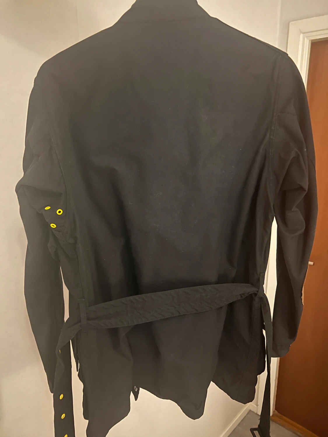 Svart Barbour International jacka M - 3