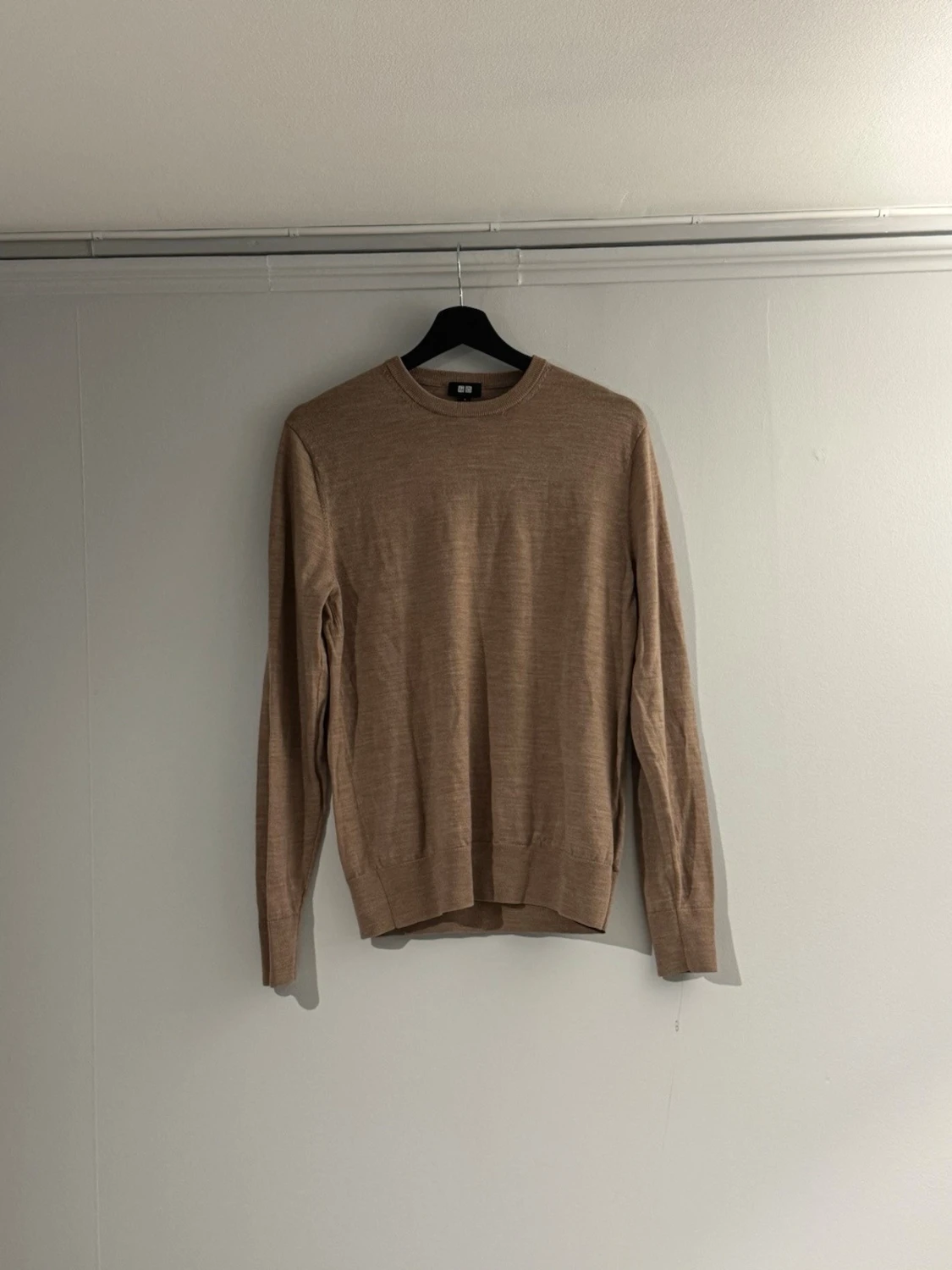 Beige merinoull tröja från Uniqlo