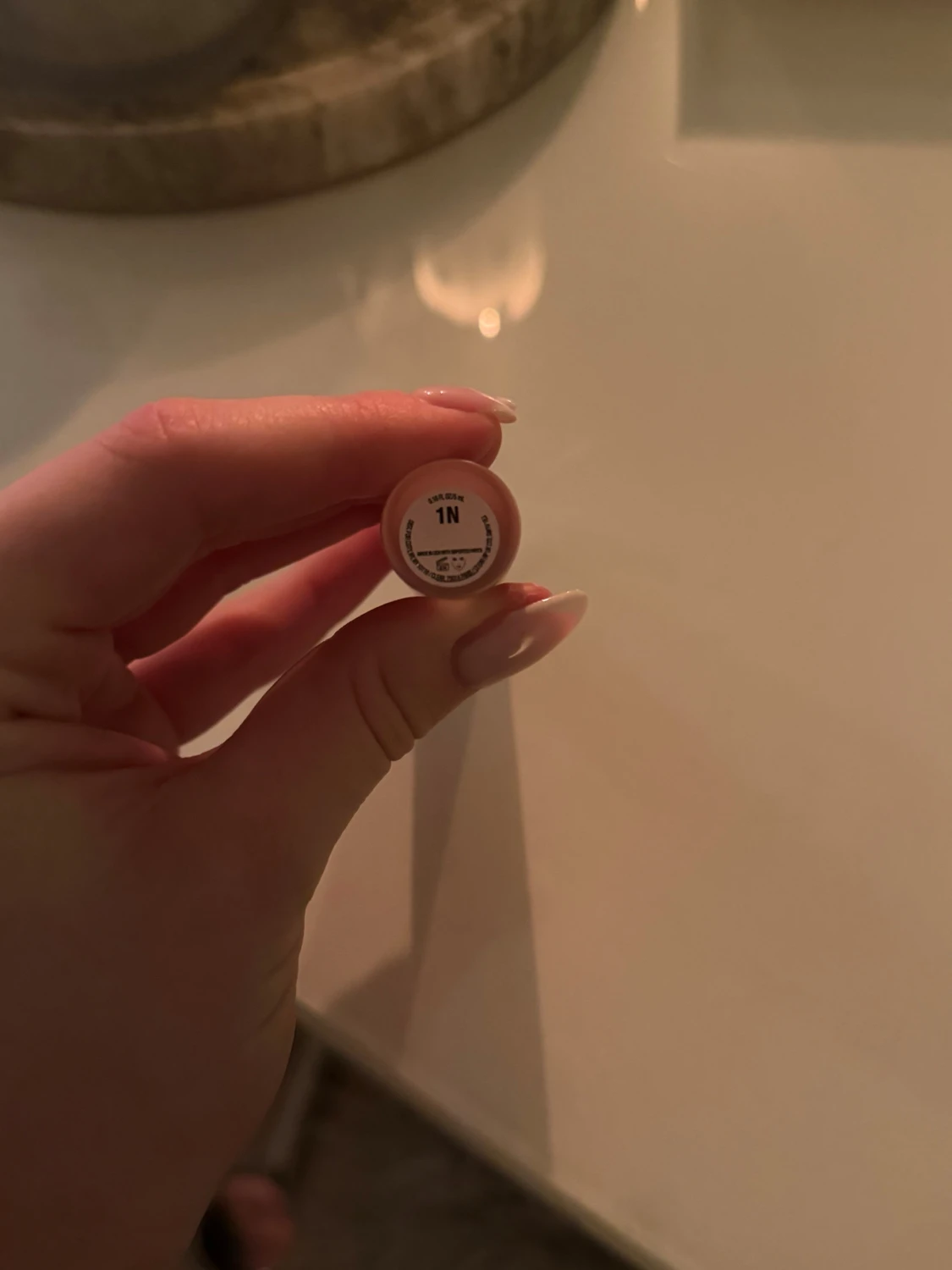 Kylie Cosmetics concealer 1N - 1