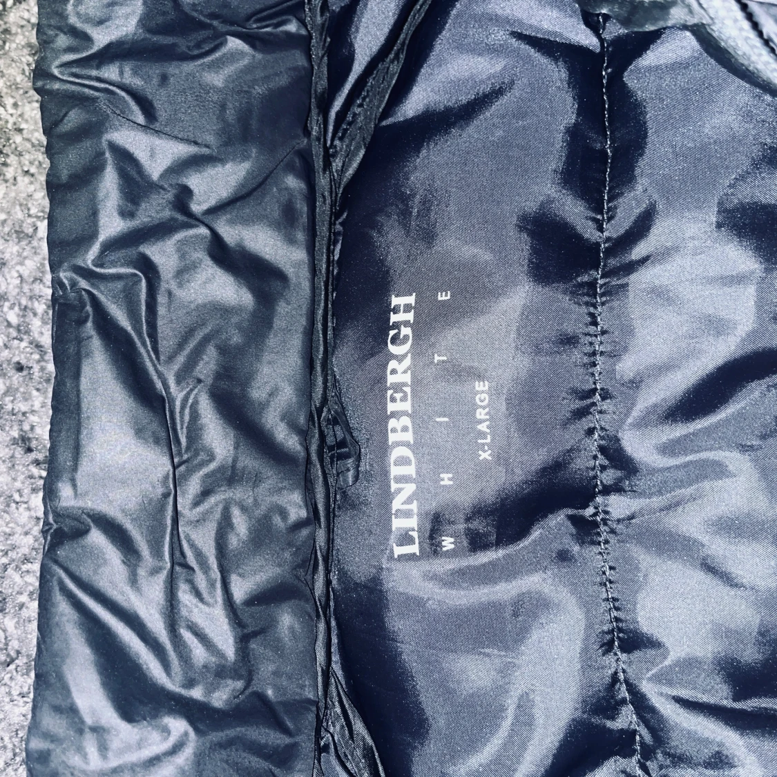 Svart dunväst från Lindbergh XL - 1