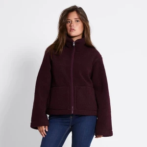 Mörklila teddyjacka med dragkedja - Säljer min vinröda Teddyjacka från lager, helt oanvänd, kom med prisförslag för bättre pris💕