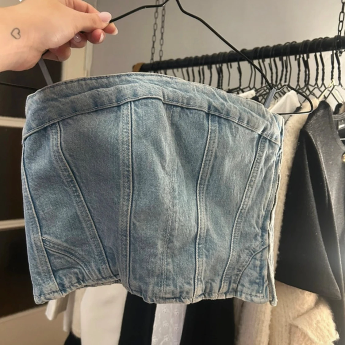 Ljusblå denim korsett tubtopp