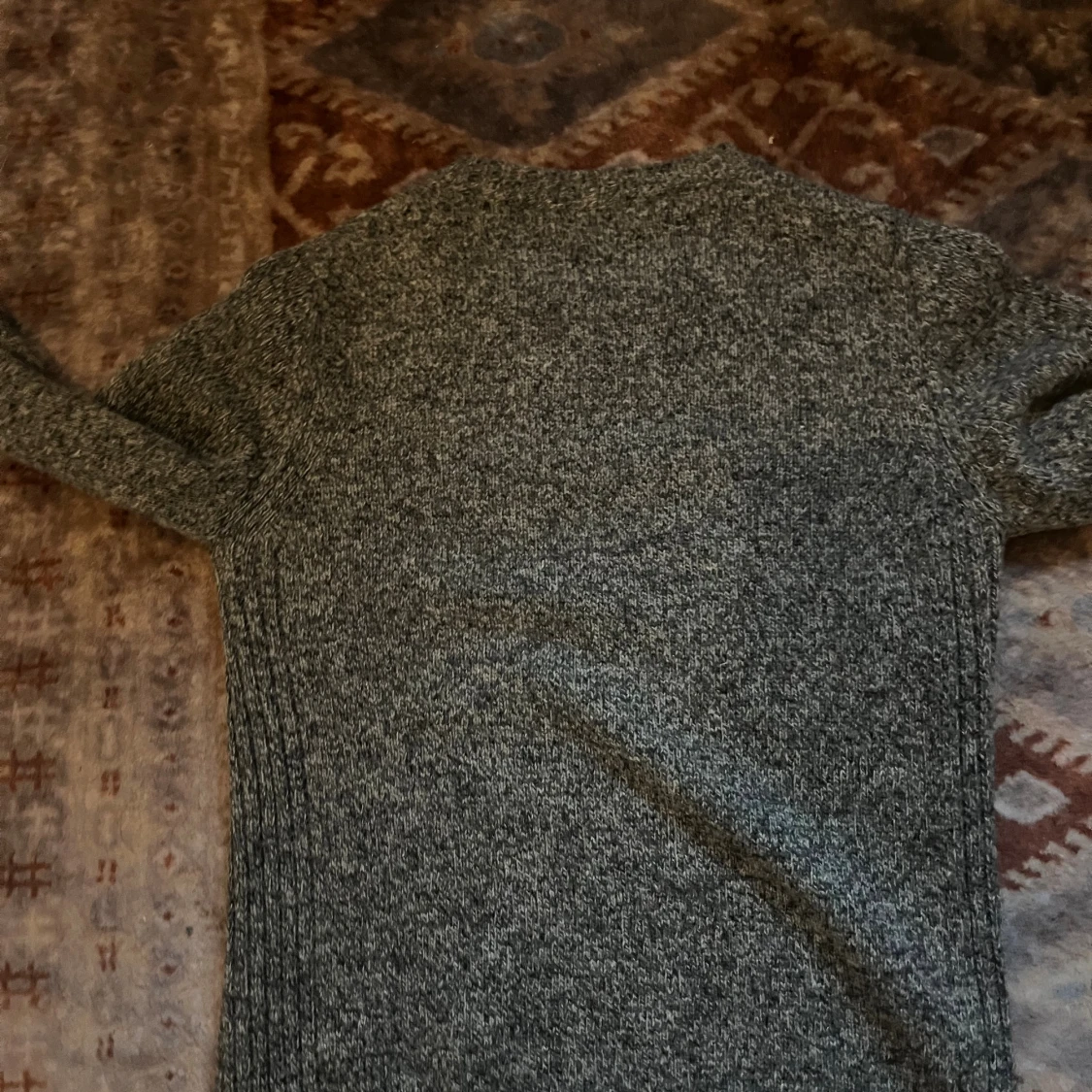 Grå stickad tröja från A.P.C. - 2