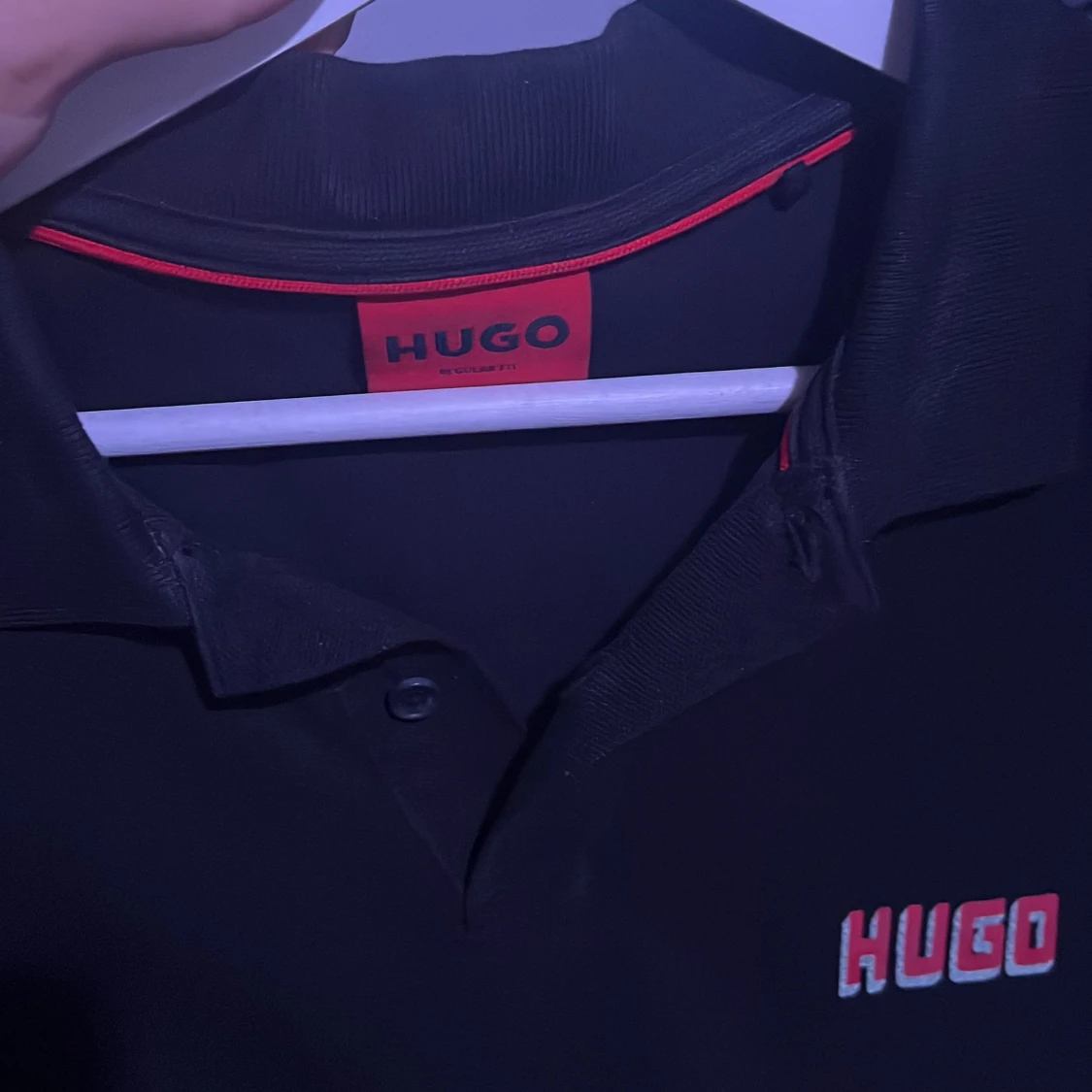 Svart pikétröja från Hugo - 2