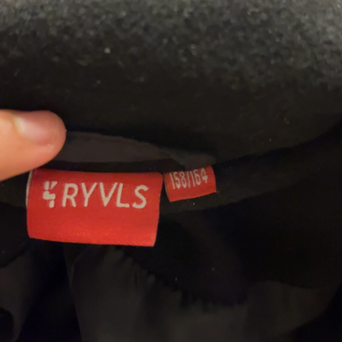 Svart kappa från RYVLS med bälte - 1