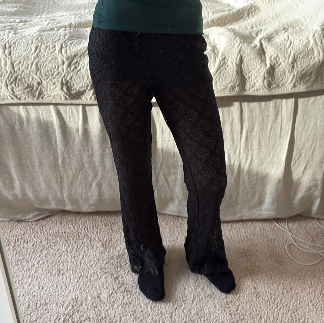Svarta spetsbyxor