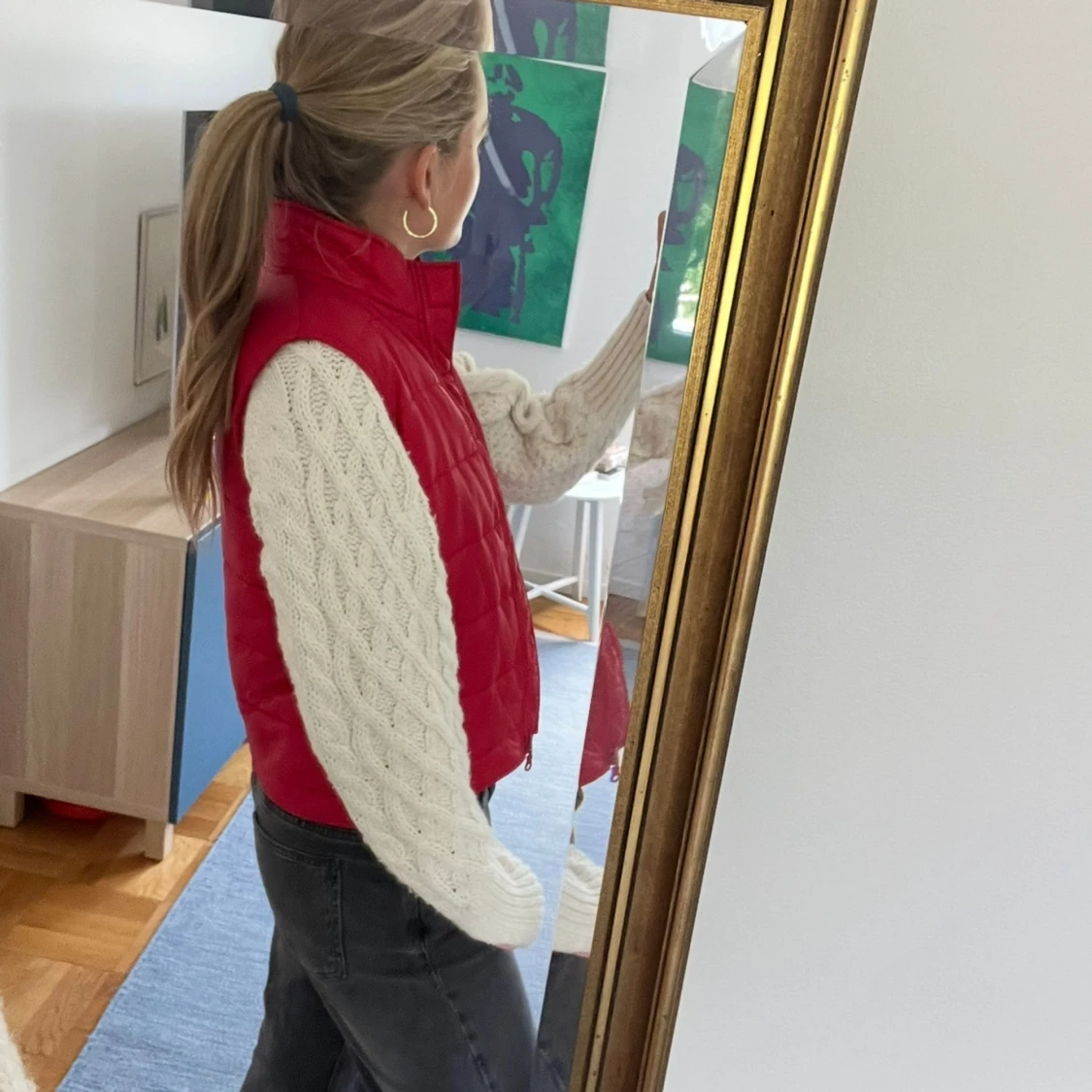 Röd quiltad dunväst med dragkedja - 1