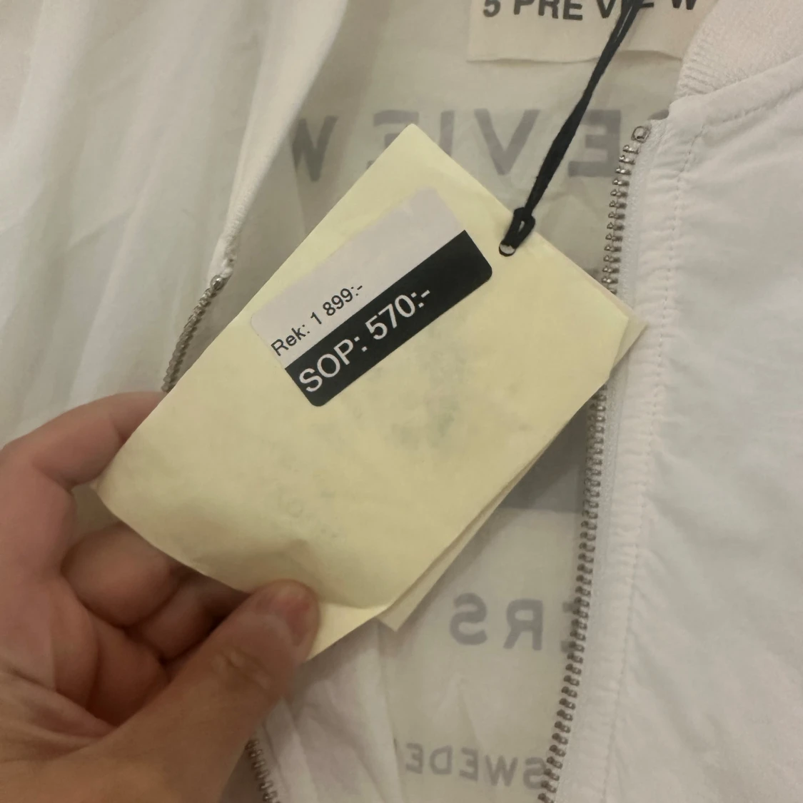 Vit bomberjacka från 5 Preview Atelier - 2