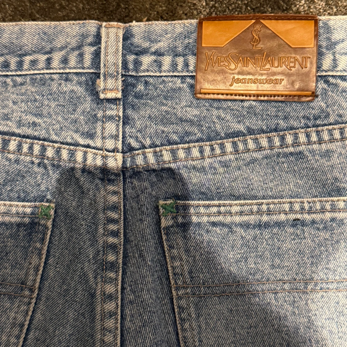 Yves Saint Laurent ljusblå jeans - 1
