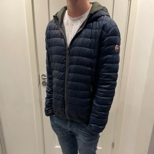 Colmar jacka  - Säljer nu denna Colmar jacka i storlek M/52, skriv för fler bilder/frågor🙌🏼