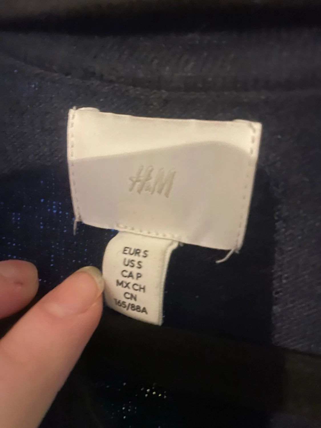 Svart croppad polotopp från H&M - 4
