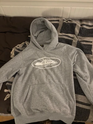 Corteiz hoodie grå - Grå Corteiz hoodie precis som ny 
