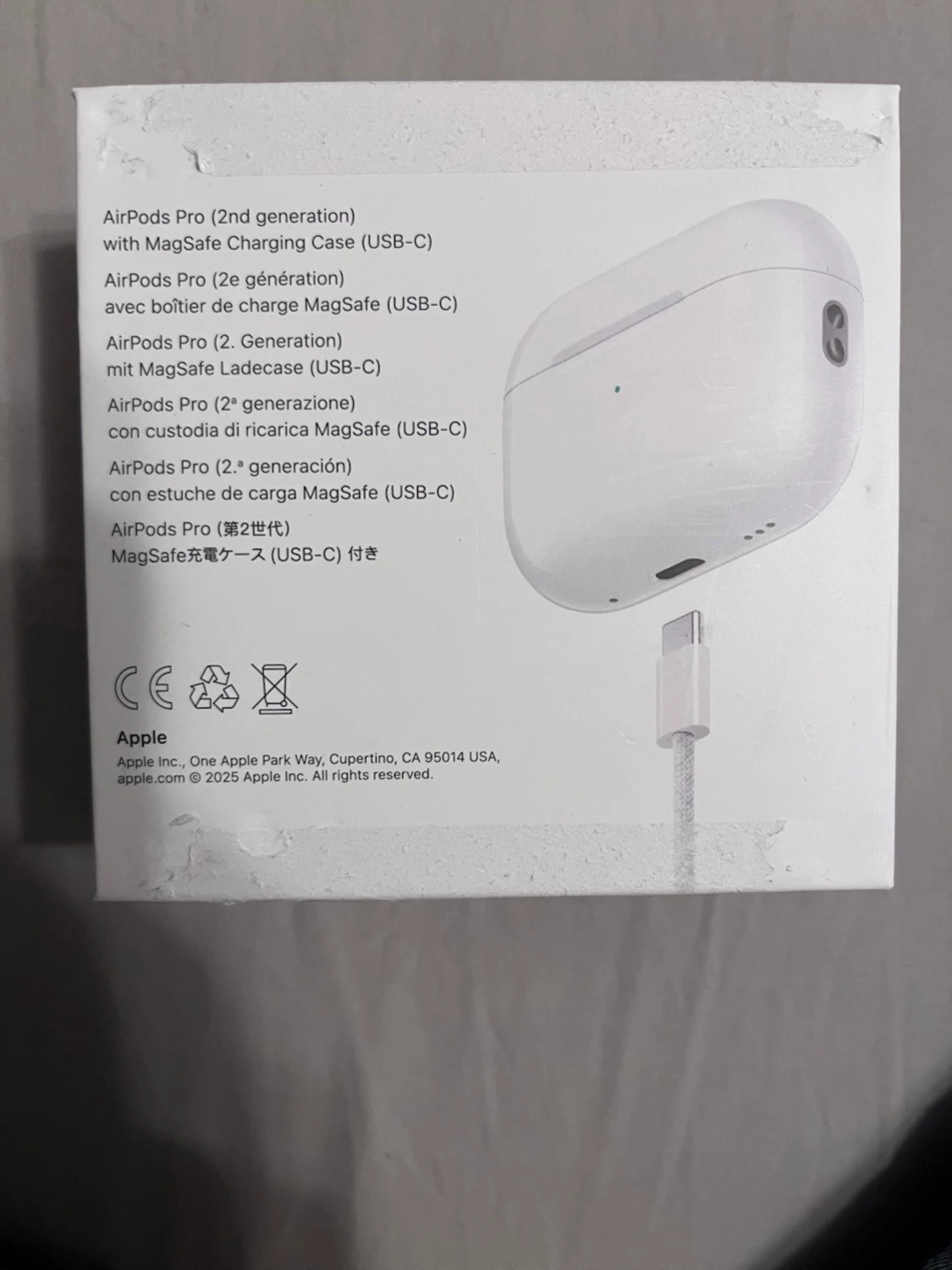 AirPods Pro (2nd generation) with MagSafe Charging Case (USB-C) - 1