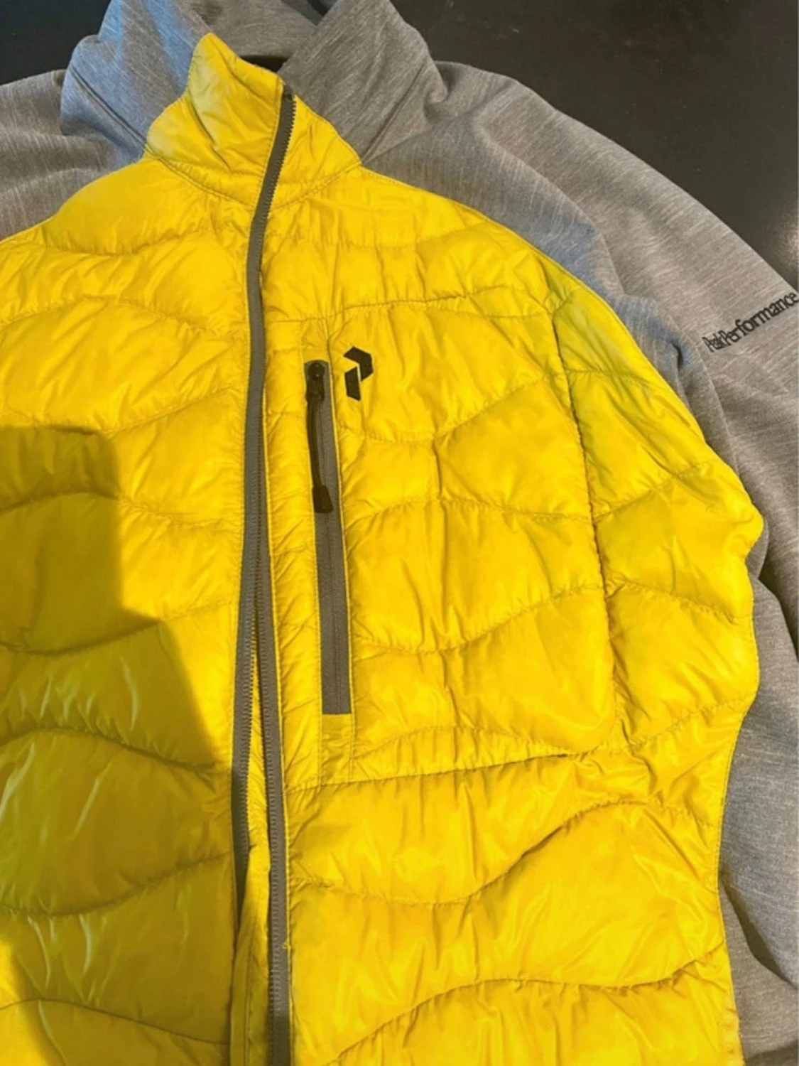 Gul dunväst Peak Performance M - 3