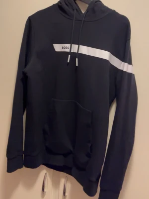 Hugo boss hoodie - Hugo boss Soody storlek S