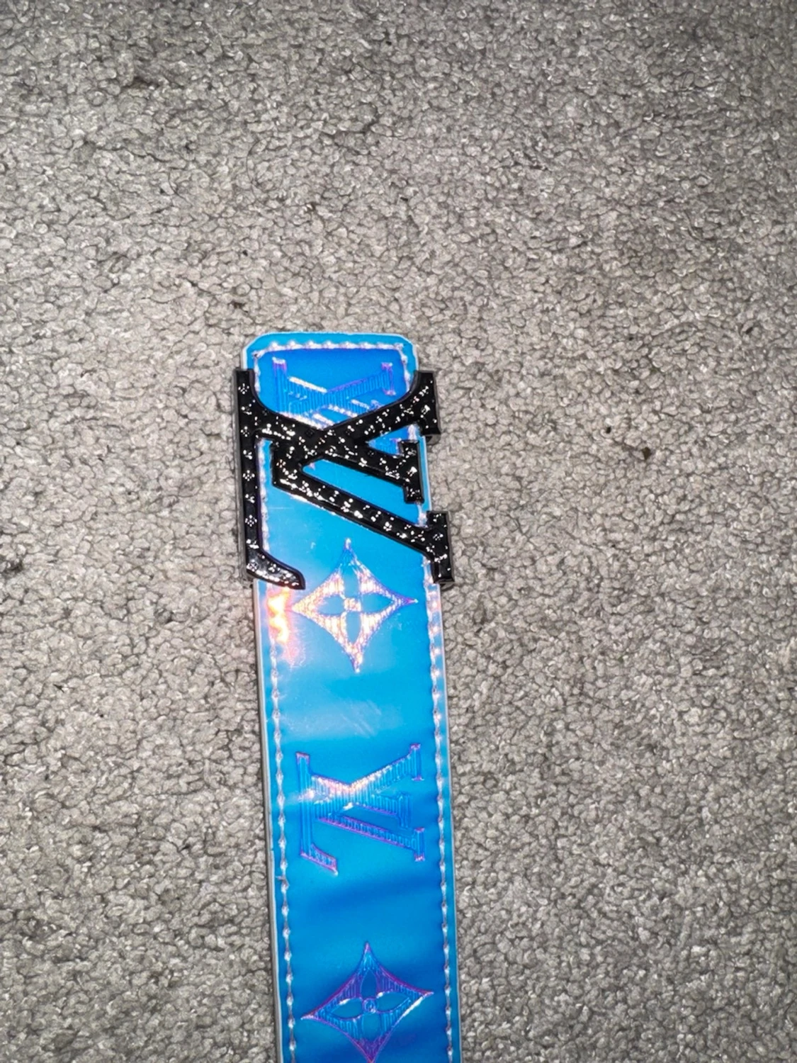 Holografiskt monogrambälte - 1