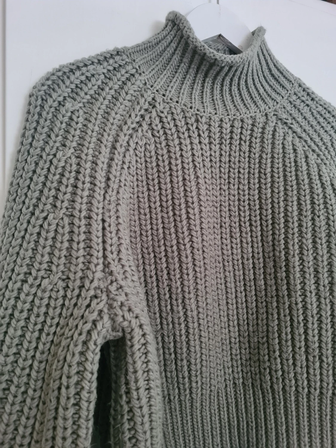 Grön stickad polotröja från H&M - 1