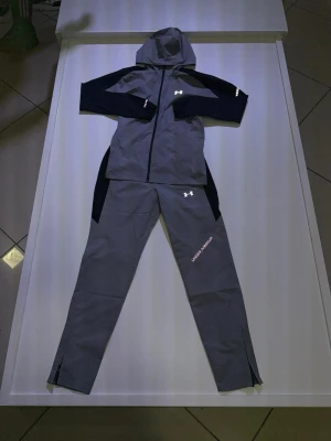 Under armour tracksuit - Under armour tracksuit helt ny XS-L