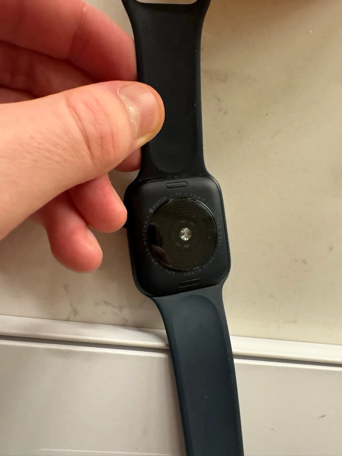 Apple Watch SE (Gen 2) 44mm Midnight - 2
