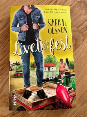 Livet är en fest - En rolig och charmig feelgood-roman om förvecklingar, fördomar och missförstånd i småstaden Hallvetet. Perfekt för dig som gillar lättsam humor, starka kvinnliga karaktärer och oväntade händelser. Boken bjuder på skratt och värme i en färgstark landsbygdsmiljö.