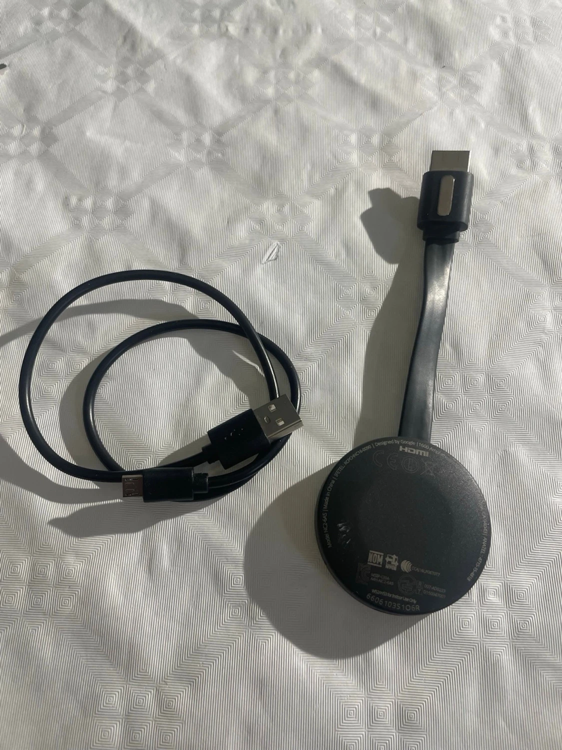 Google Chromecast 2nd Gen - 2
