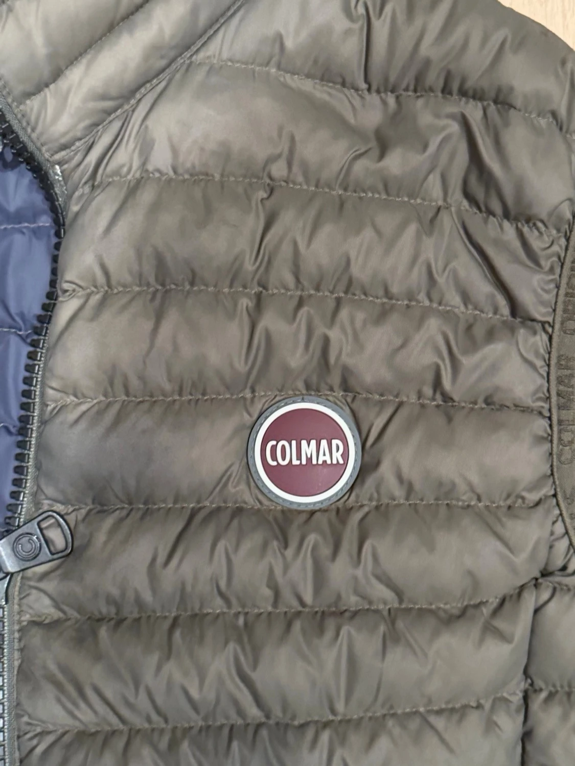 Olivgrön dunväst från Colmar - 2