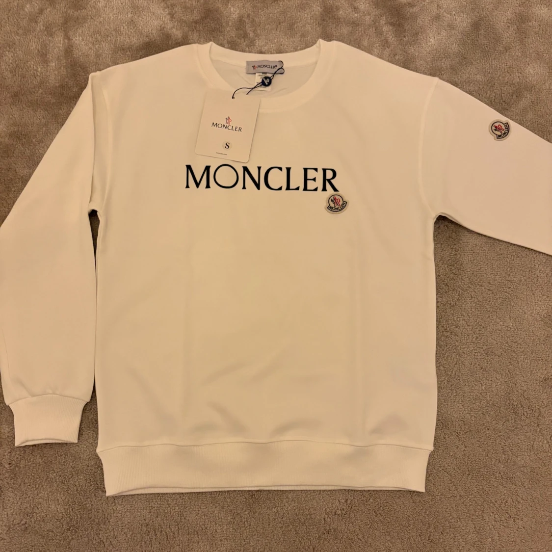 Vit sweatshirt från Moncler med logga - 1