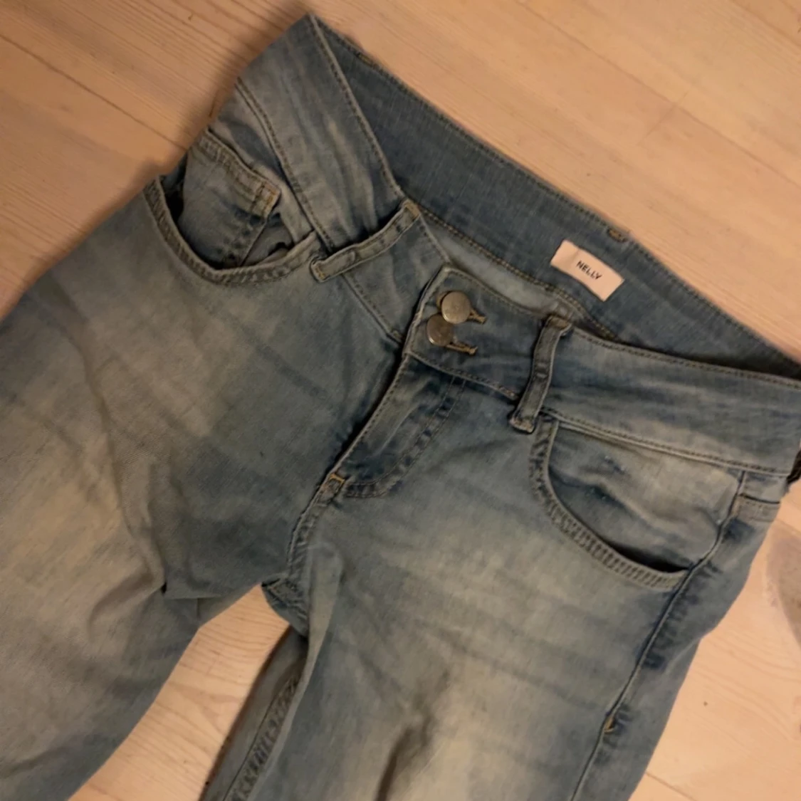 Ljusblå  jeans från Nelly - 2