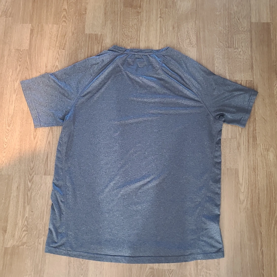 Karhu tshirt - 1