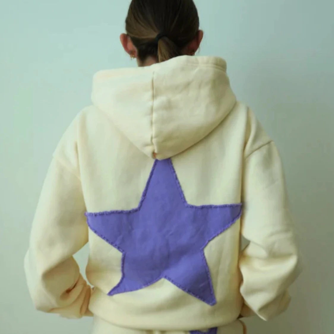 Ljusgult mjukisset - 2