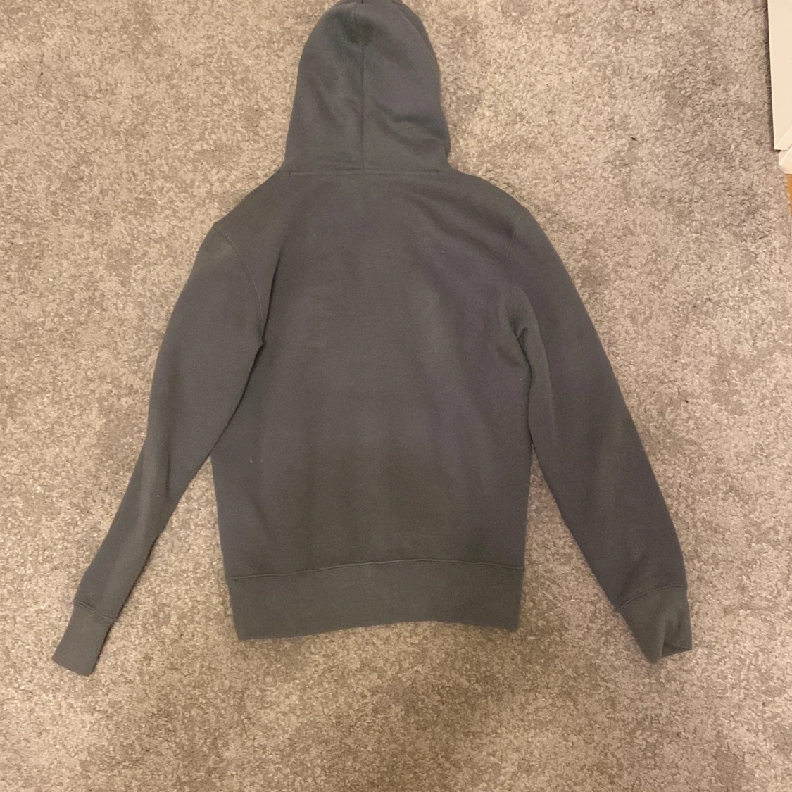 Mörkgrå hoodie från Champion - 1