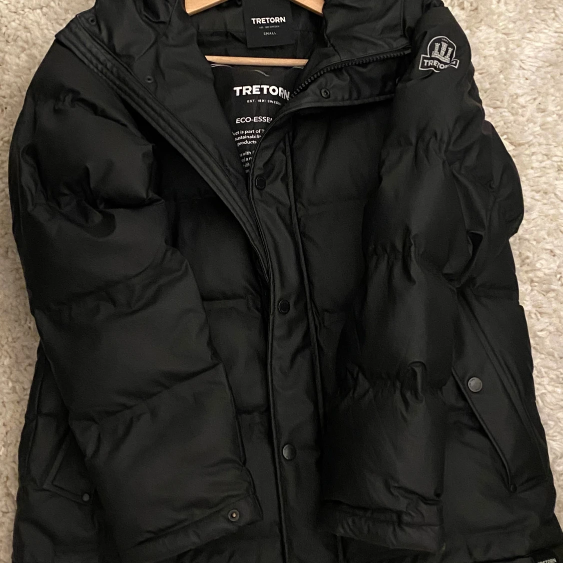 Svart baffle jacka från Tretorn!  - 4