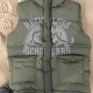 RECKLESS SCHOLARS väst - Väst från reckless scholars i storlek M. I princip nästan aldrig använd.