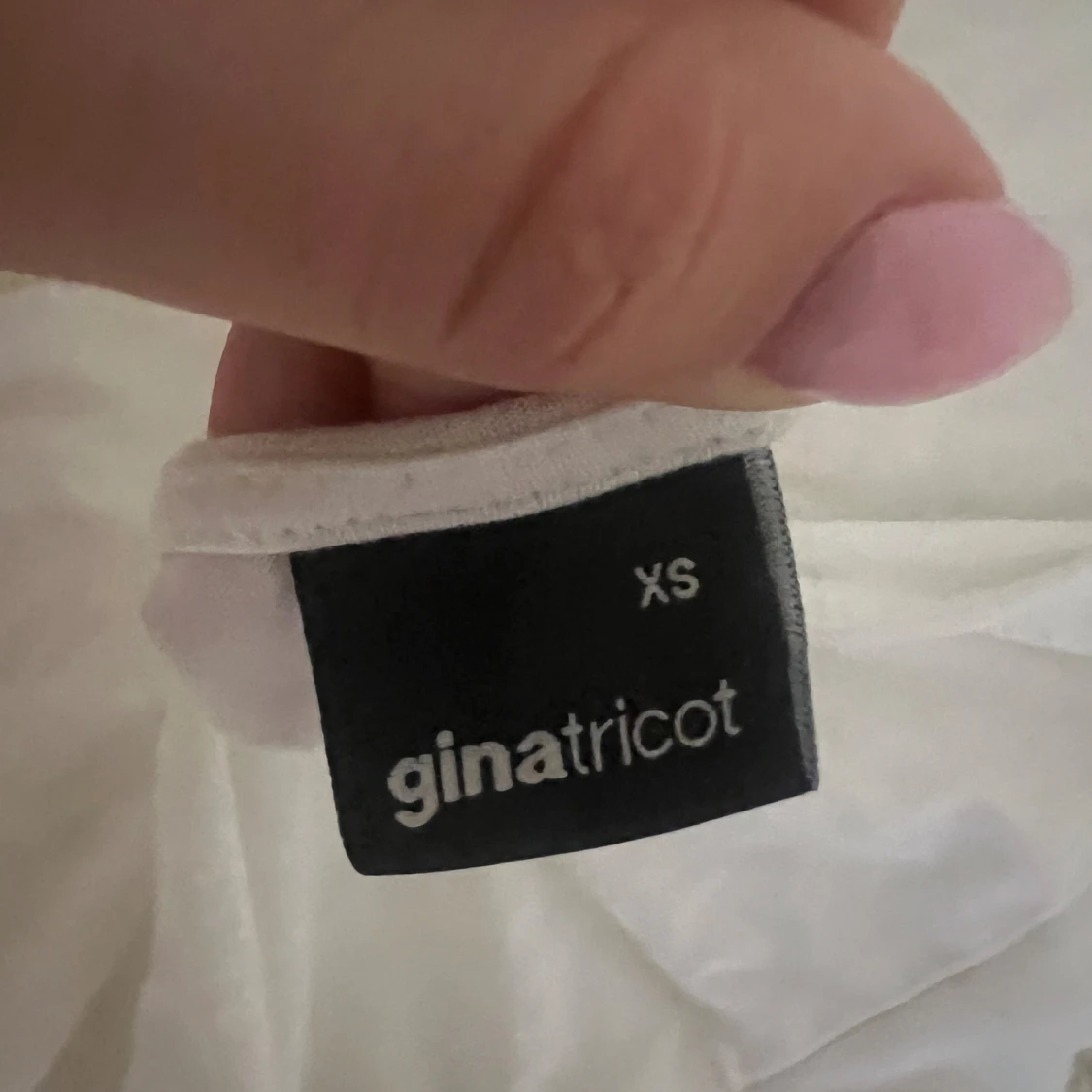 Vit långärmad topp från Gina Tricot - 2