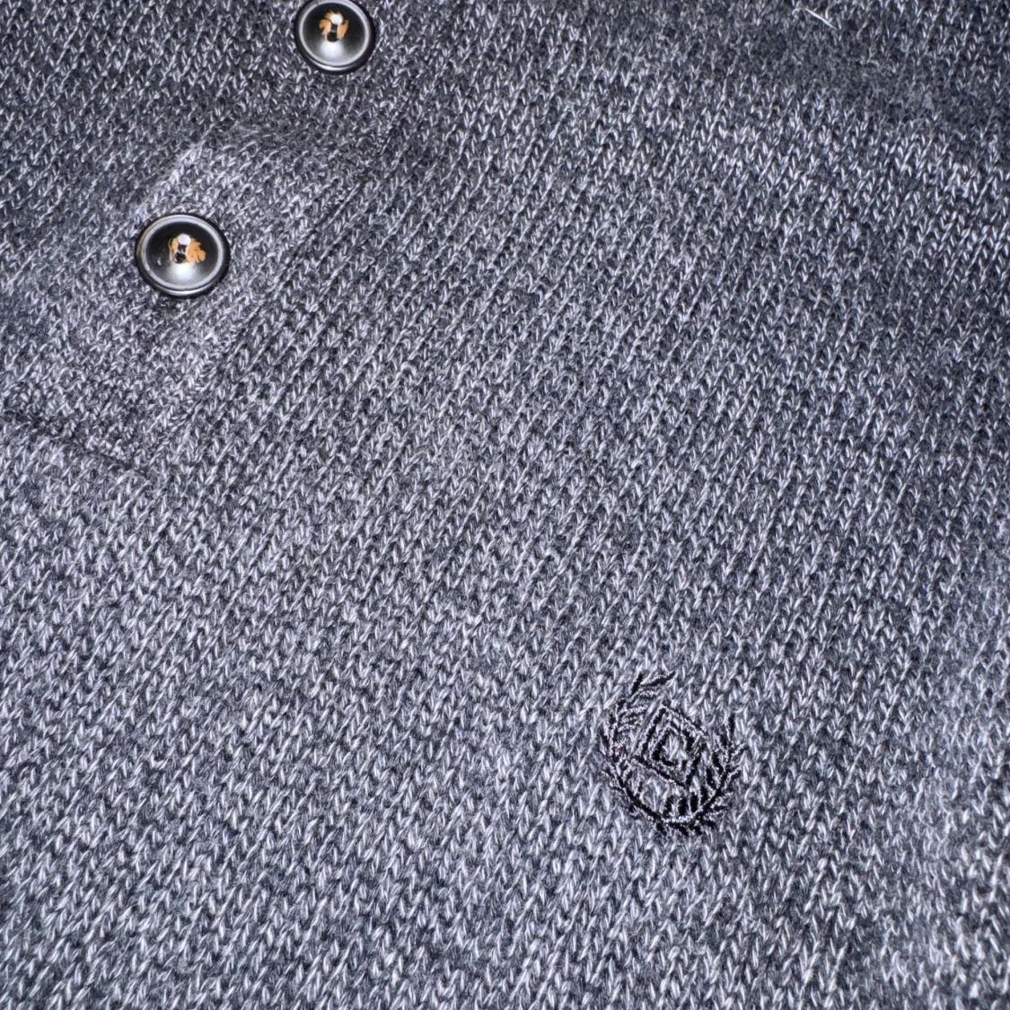 Mörkgrå stickad tröja från Chaps - 1