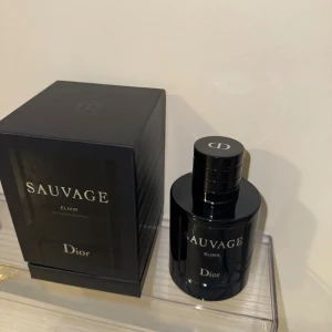 Parfym - Helt ny, dm vid intresse!