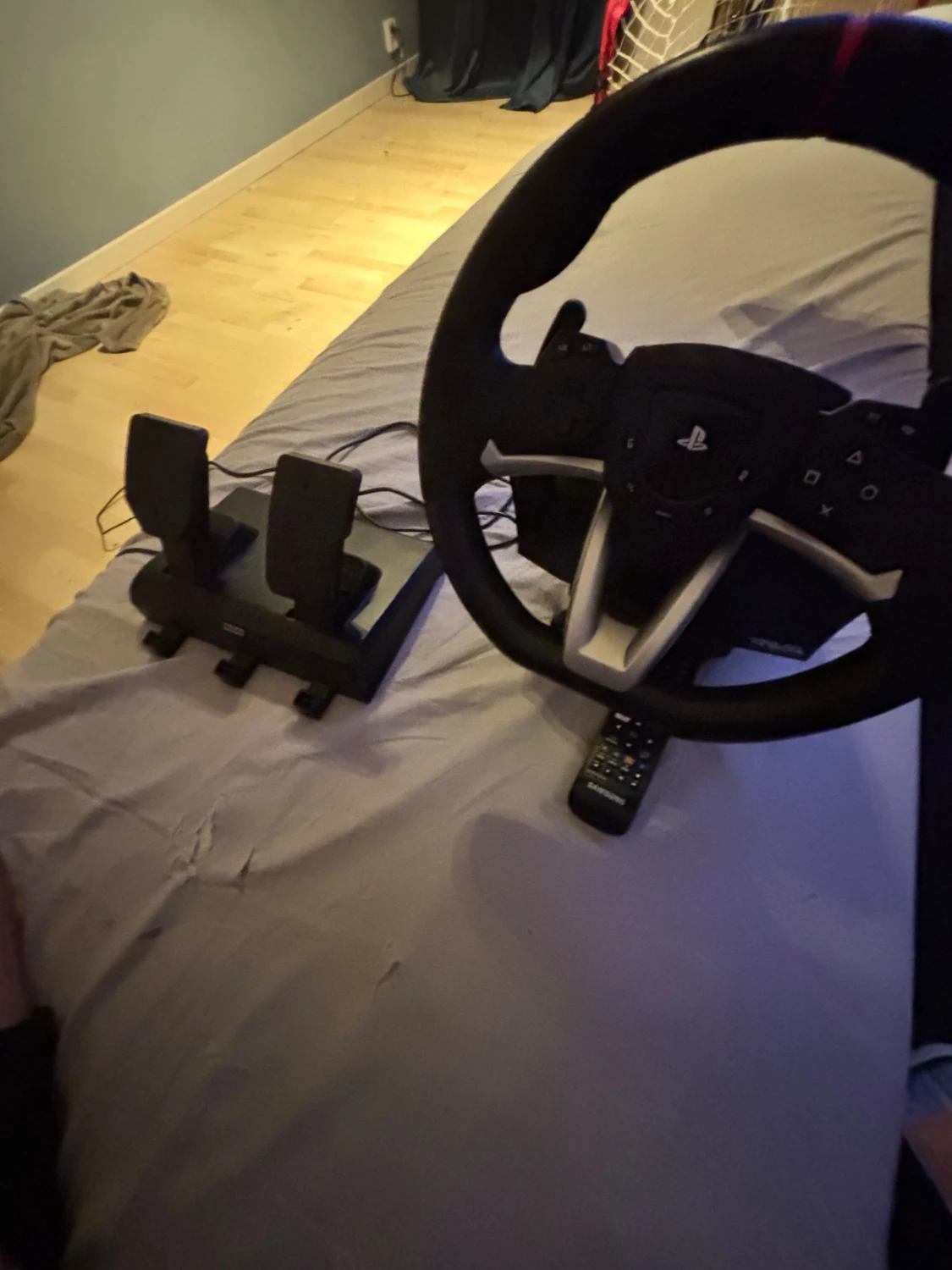 Hori Racing Wheel Apex (RWA) för PlayStation - 5