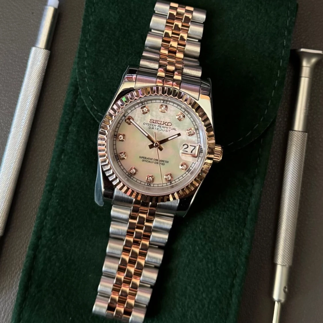 Seikmod Datejust tvåtonad klocka