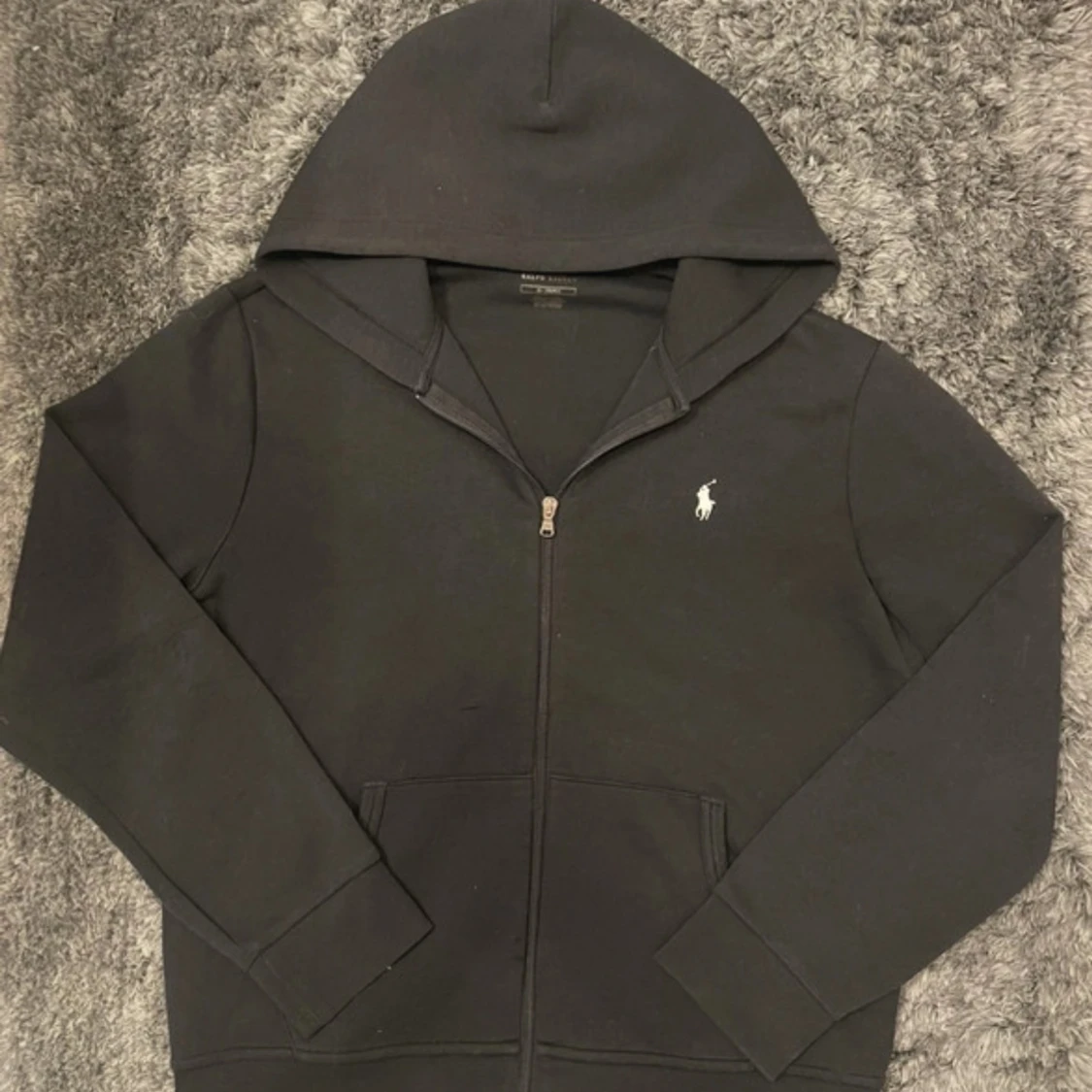 Svart hoodie från Polo Ralph Lauren - 1