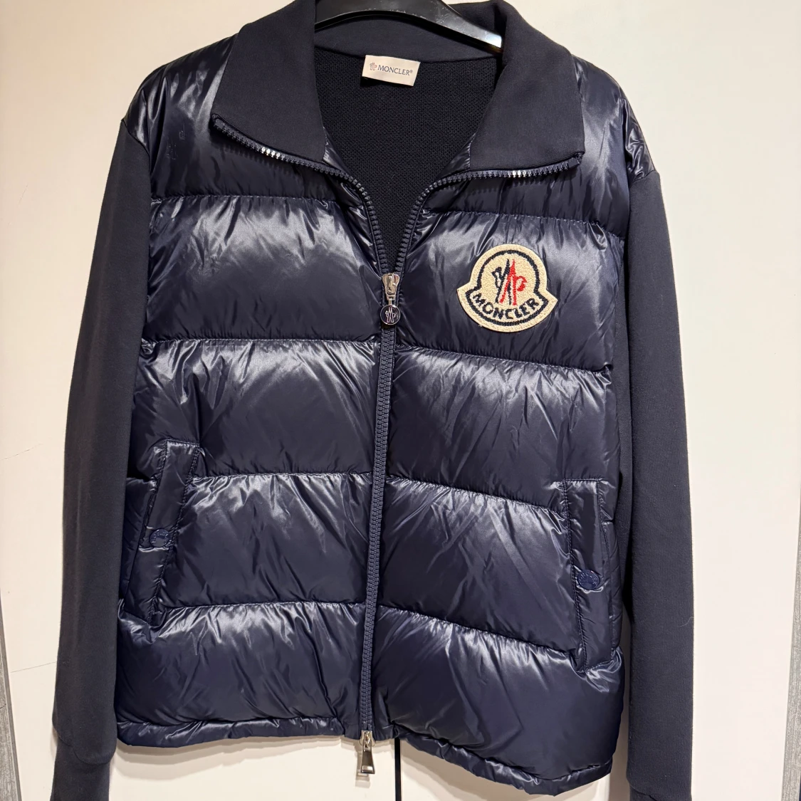 Mörkblå Cardigan från Moncler
