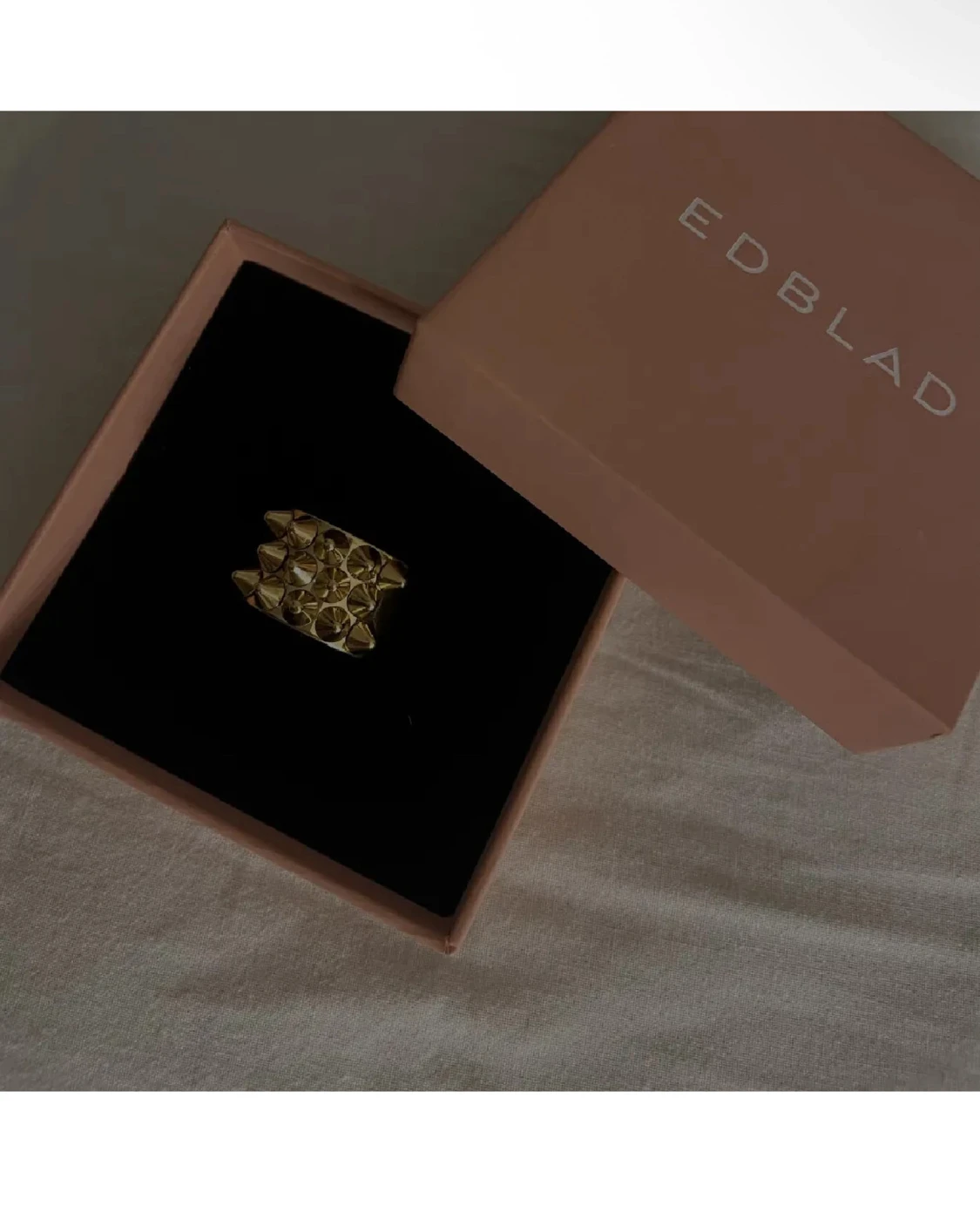 Guldig statementring från Edblad - 1
