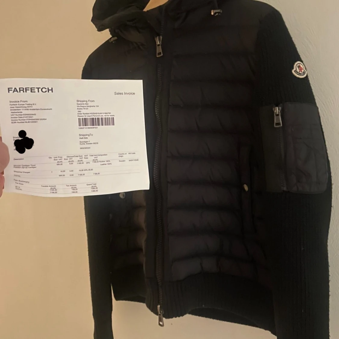 Svart Moncler pufferjacka med huva - 2