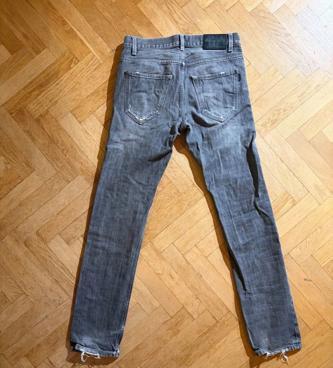 Grå jeans från Crocker - 2