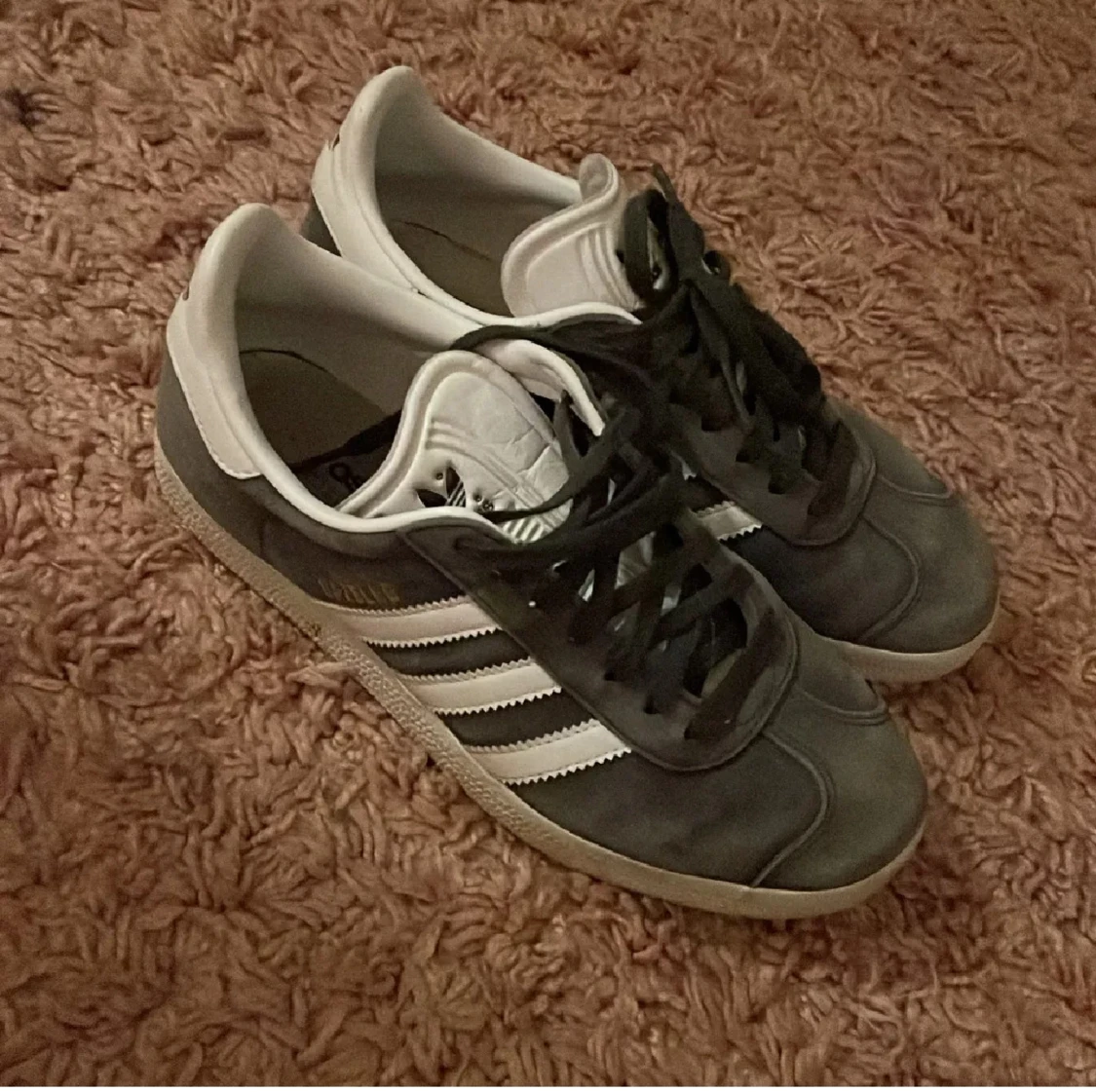 Adidas Gazelle grå sneakers