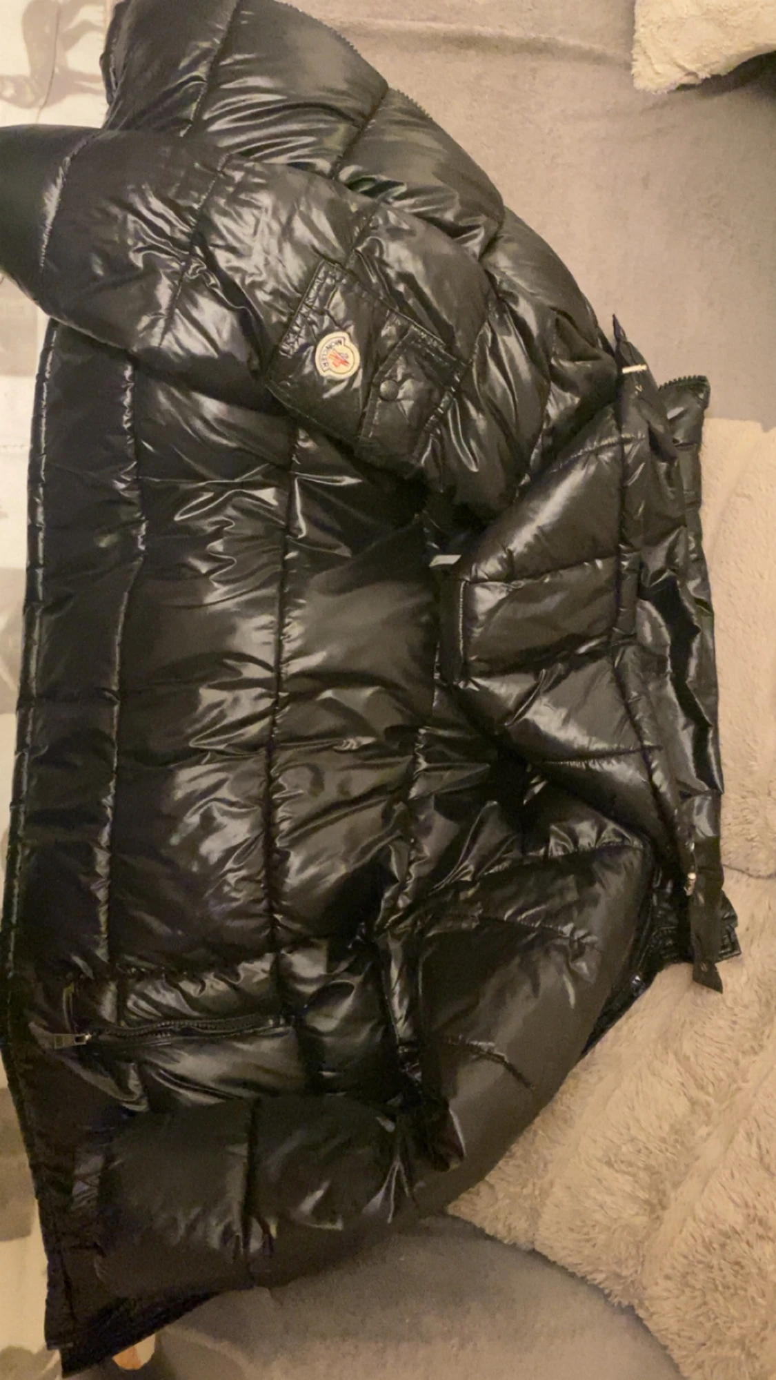 Svart Moncler pufferjacka