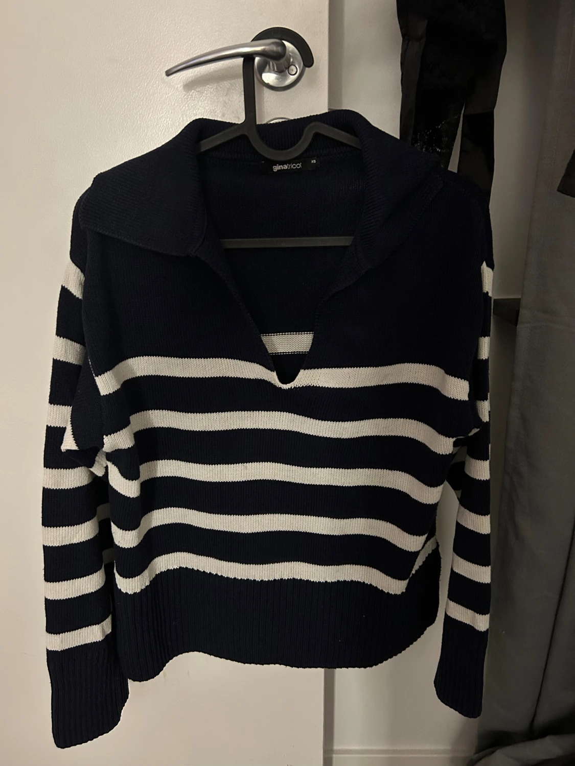 Randig stickad tröja från Gina Tricot - 2